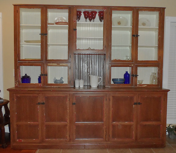 Hutch B web.jpg