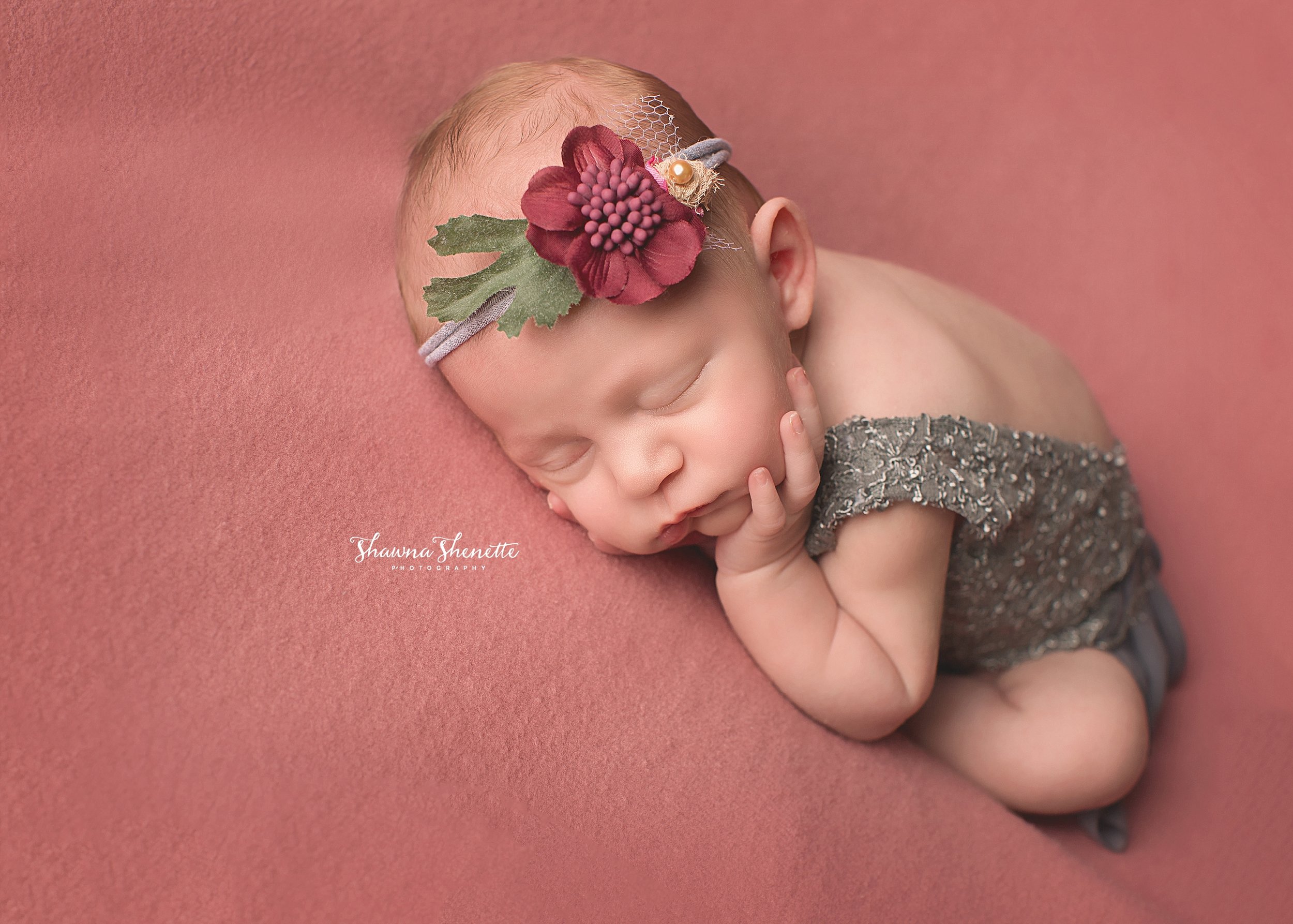 9K8A8560-Edit_Millbury MA NEWBORN Photographer Massachusetts Worcester Baby Photos Newborn Baby Girl Boston.jpg