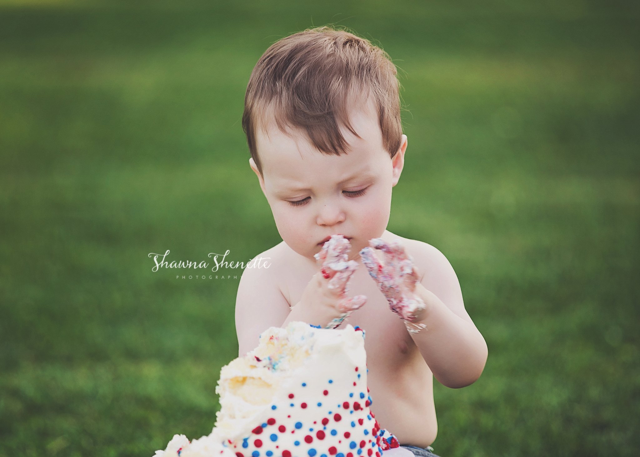 Worcester MA Photographer CAKE Smash 1 year old baby boy Boston Baby Photos Cake Smash Session_0080.jpg