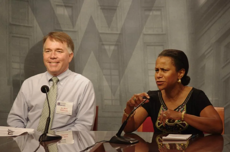 This panel discussion held during WII’s fall-semester orientation featured David Halperin, former speechwriter for President Bill Clinton; E.D. Harris, Legislative Assistant to Congresswoman Jo Ann Emerson (R-MO); and Dr. Mark Dalhouse, President of WII.