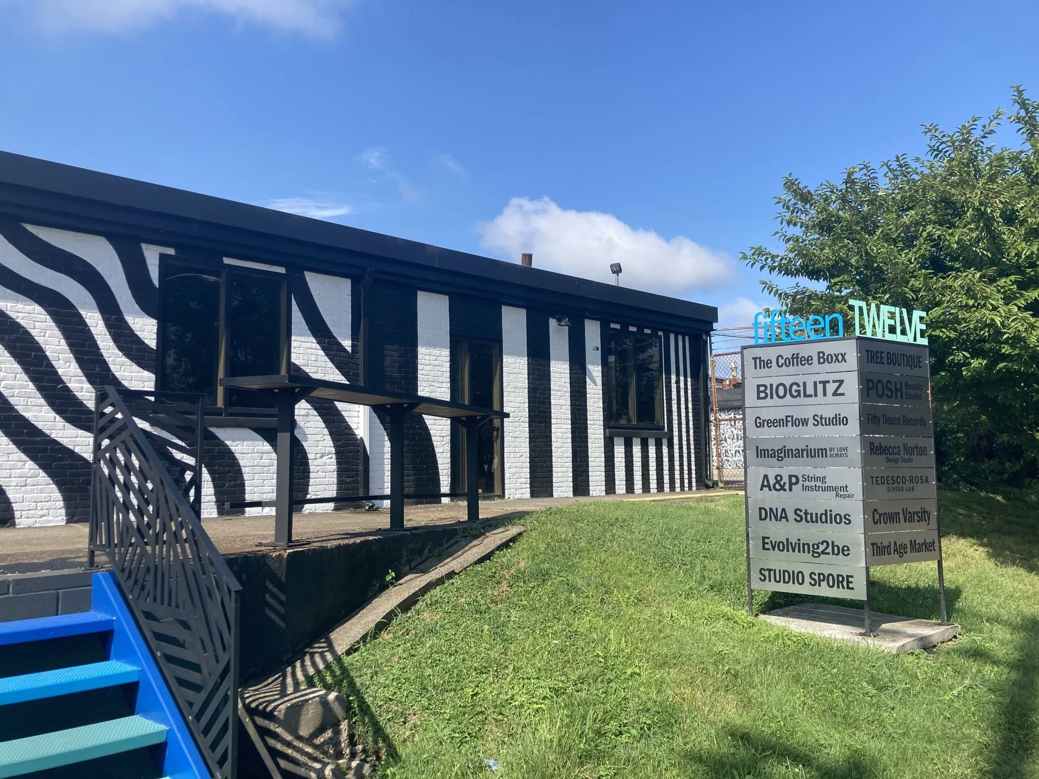 Portland Office — Louisville Expressive Therapies