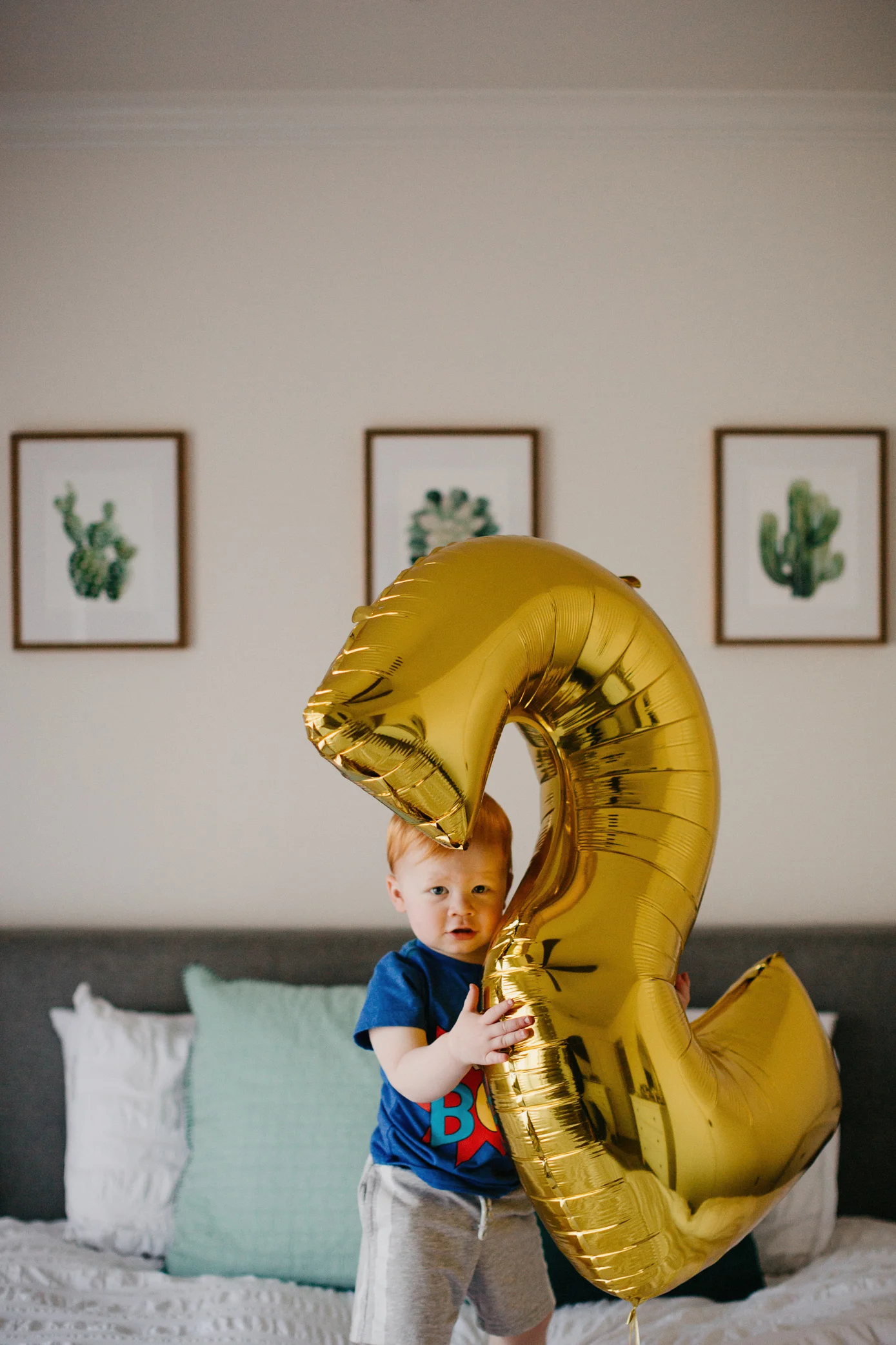 oliverturns2_web-3.jpg