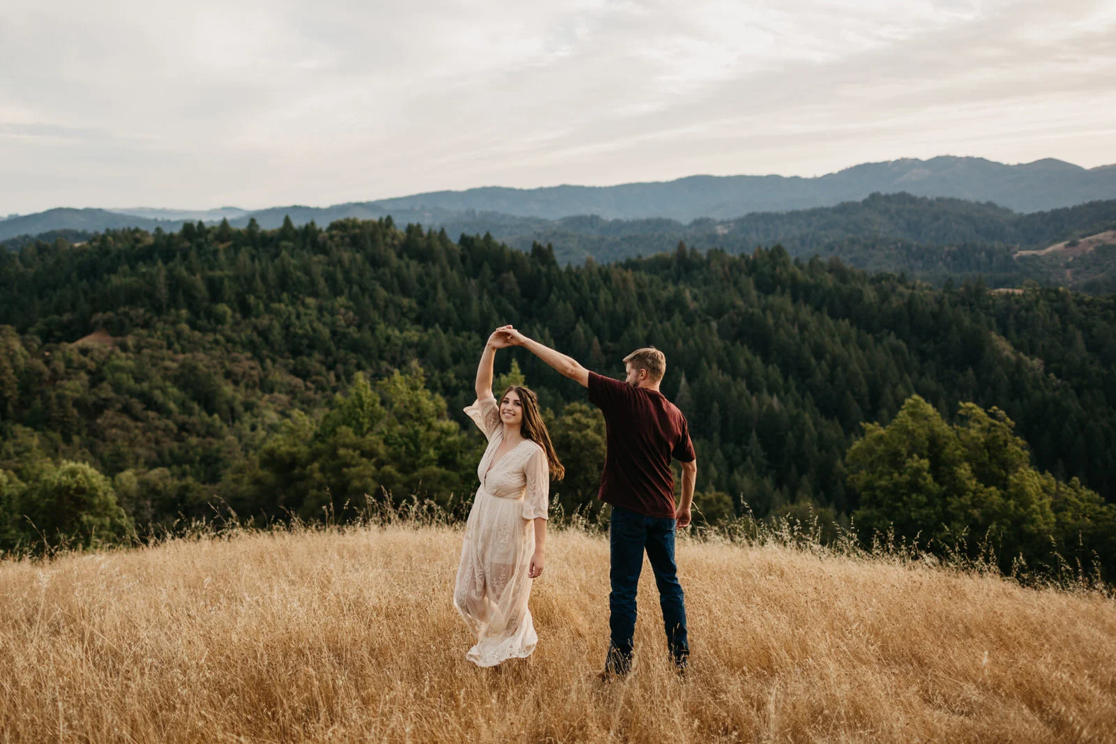 alli_tyler_engaged-26.jpg
