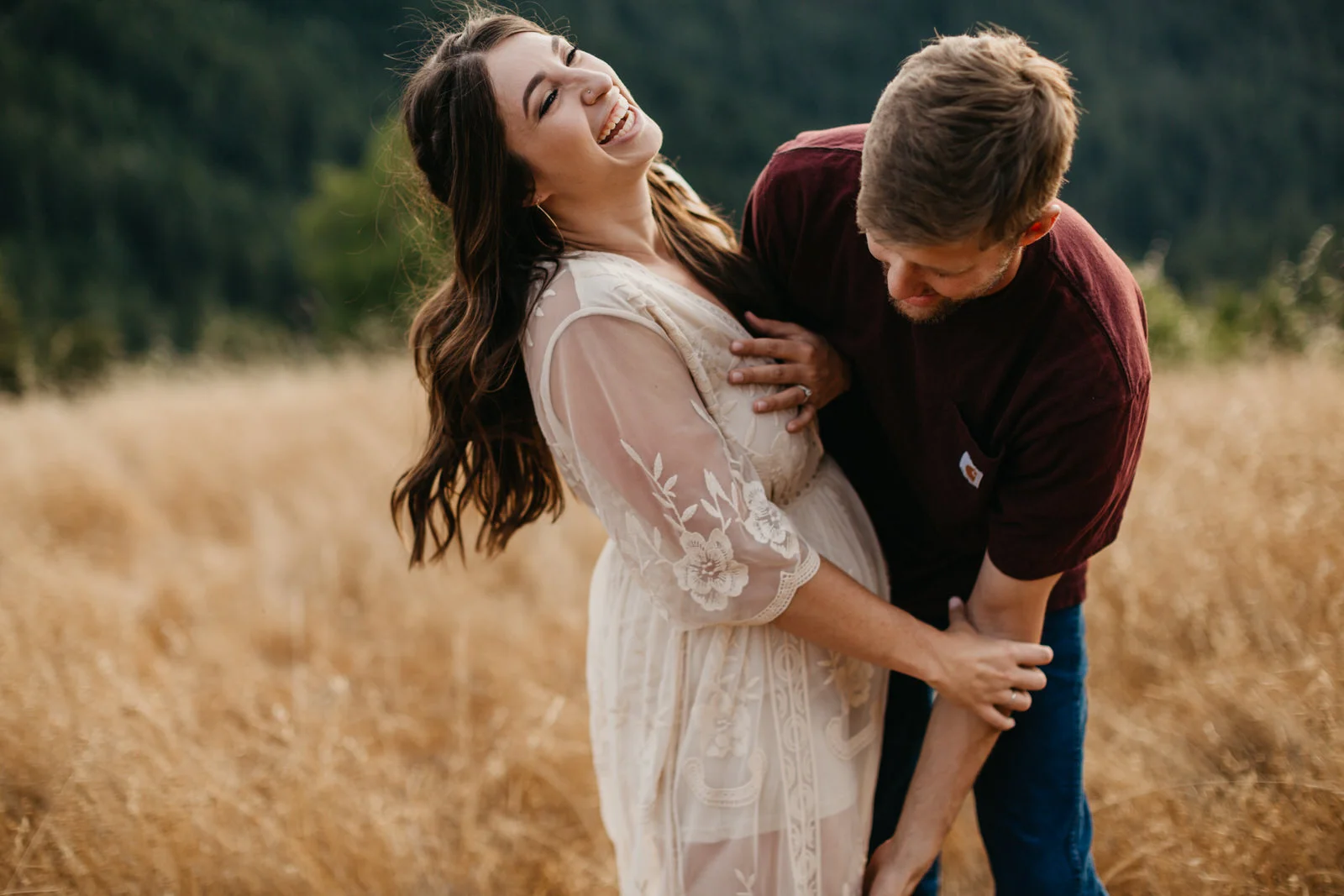alli_tyler_engaged-35.jpg
