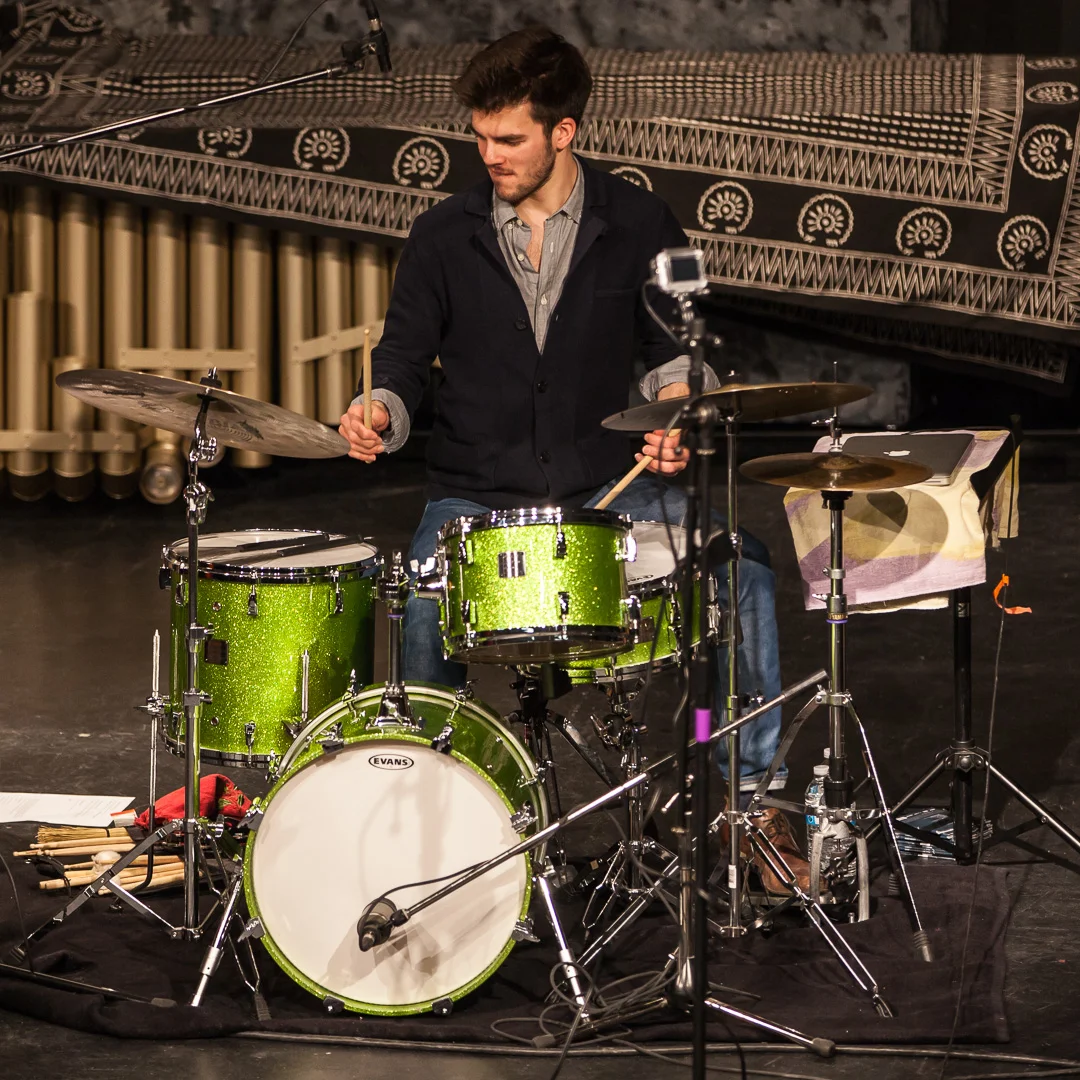 Lucas Sader performing at the 2014 Winnipeg DrumTalk Festival . Photo credit: Matt Duboff .