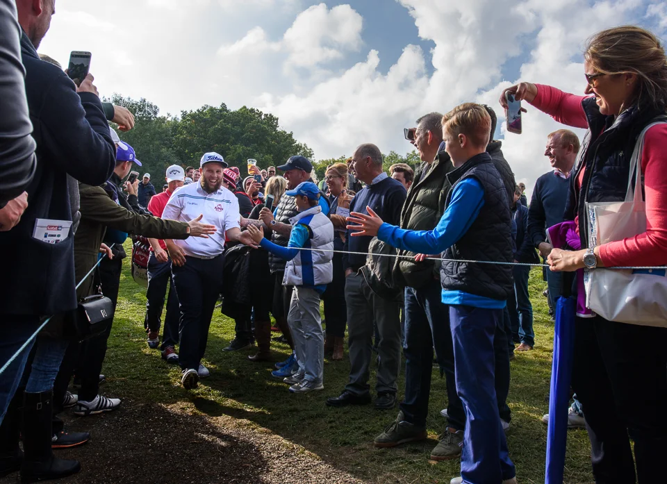 Beef on his way to the 5th tee