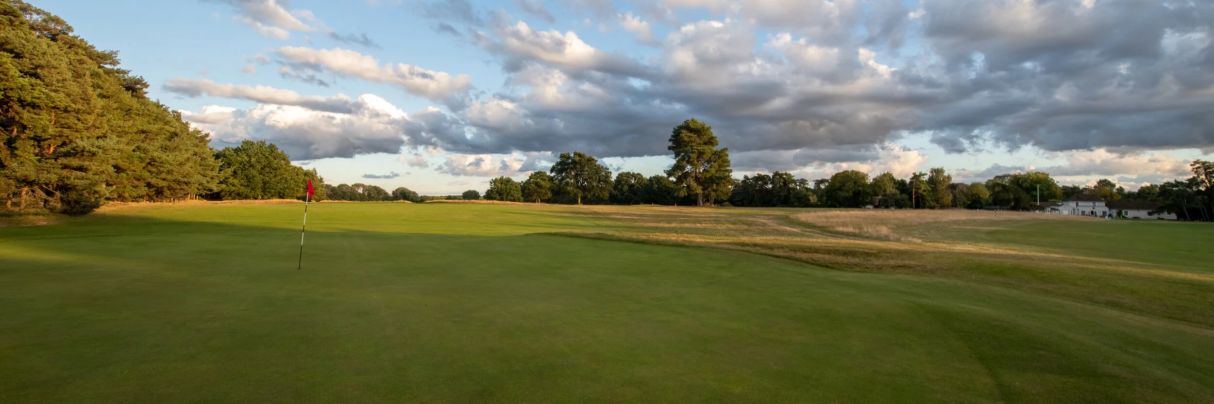 Royal Worlington GC BannerKD1_4230-HDR.jpg