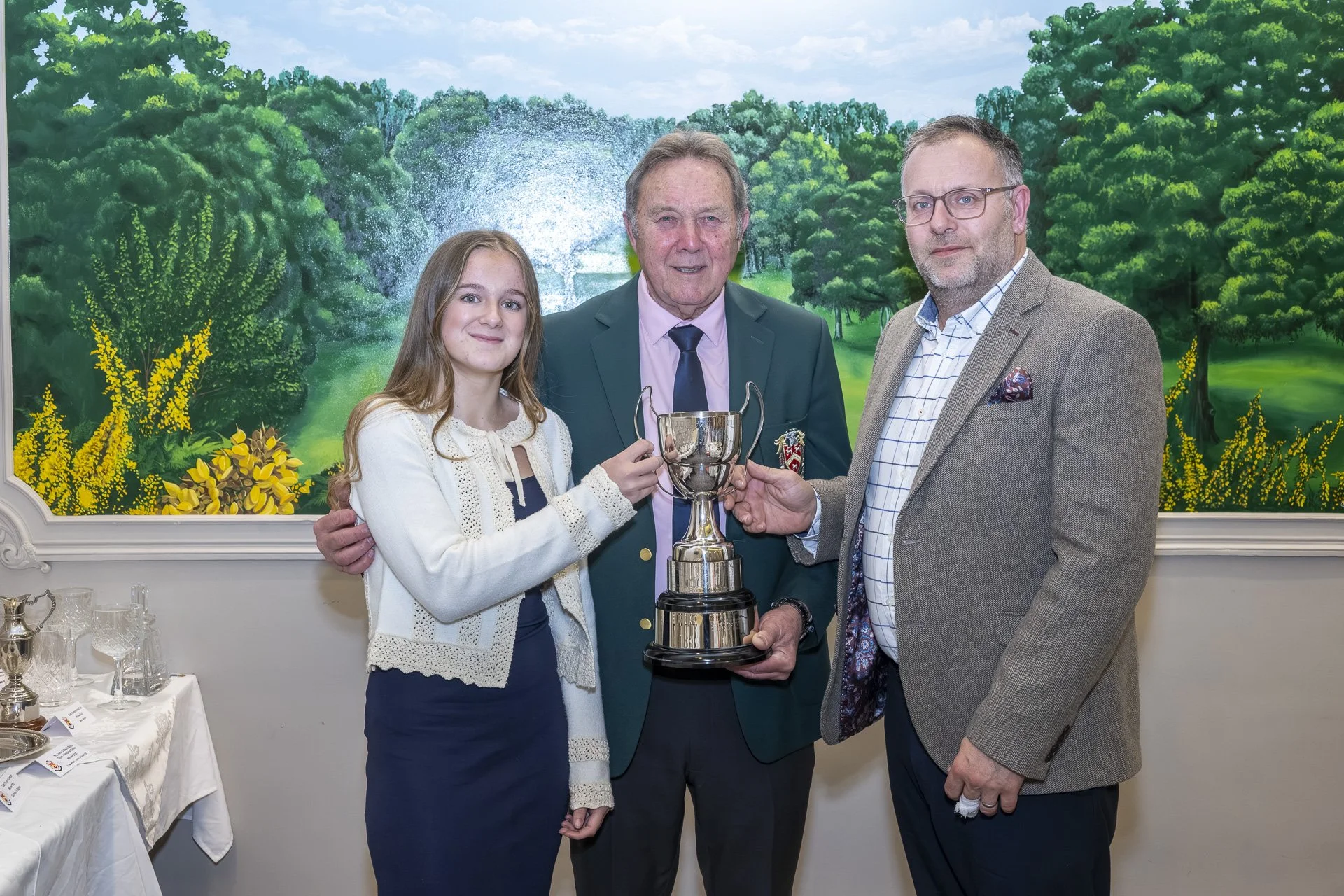 JOG trophy presentation 2025-3687.jpg