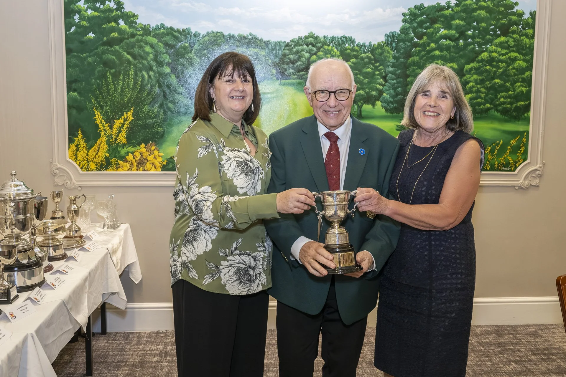 JOG trophy presentation 2025-3746.jpg