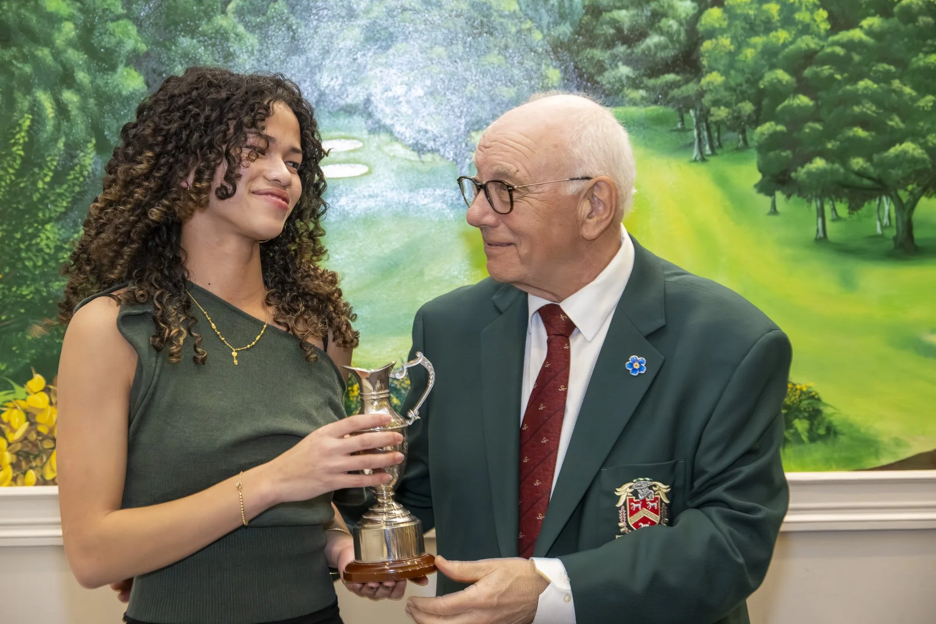 JOG trophy presentation 2025-3816.jpg