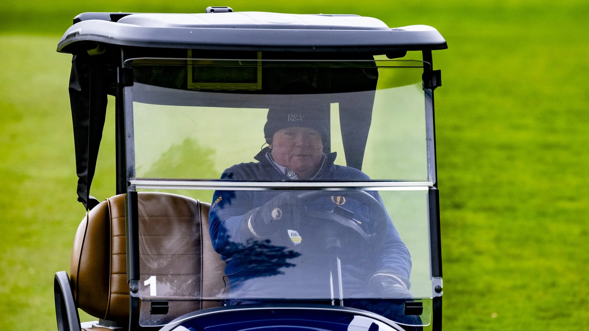 Sunningdale foursomes 2026 Final-0521.jpg