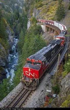 CN train.jpg