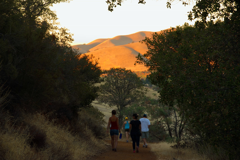 Returning to the trailhead.