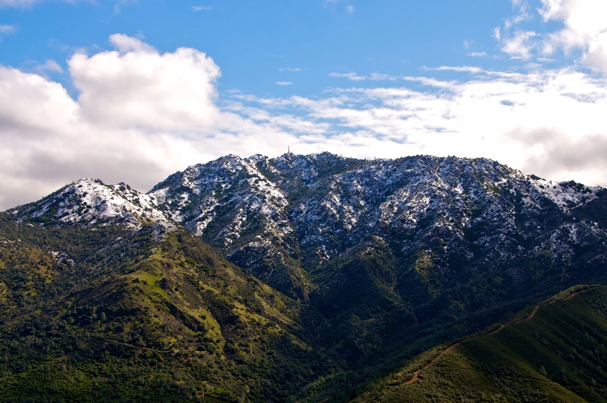 twin peakMt. Diablo Hike 2_12_2011 - 2011-02-21 at 11-55-23.jpg