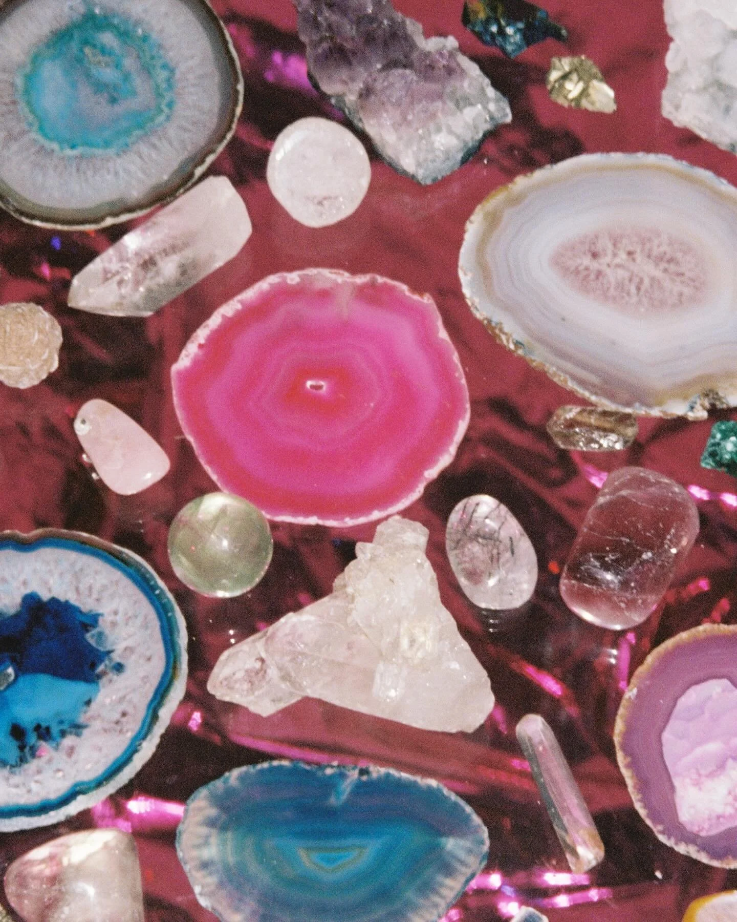 The April page of my 2025 maximalist calendar. But shot on film. Noice.
It&rsquo;s @bentoupein and my childhood crystal collections joined together.