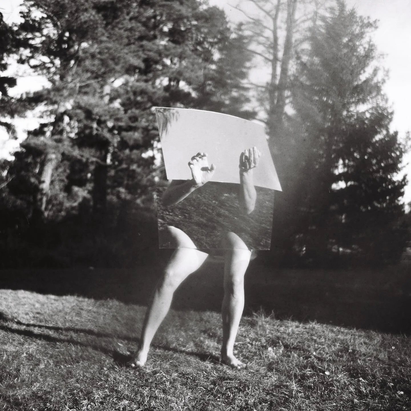 I shot my first roll of 120 film in about 15 years, the film expired in 1991 😬 shot on my new Mamiya c33 from the 60&rsquo;s. 

The shoot was a documentation of a new site-responsive performance work by @katya.petetskaya created in response to the h