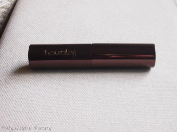Hidden-Corrective-Concealer-Hourglass