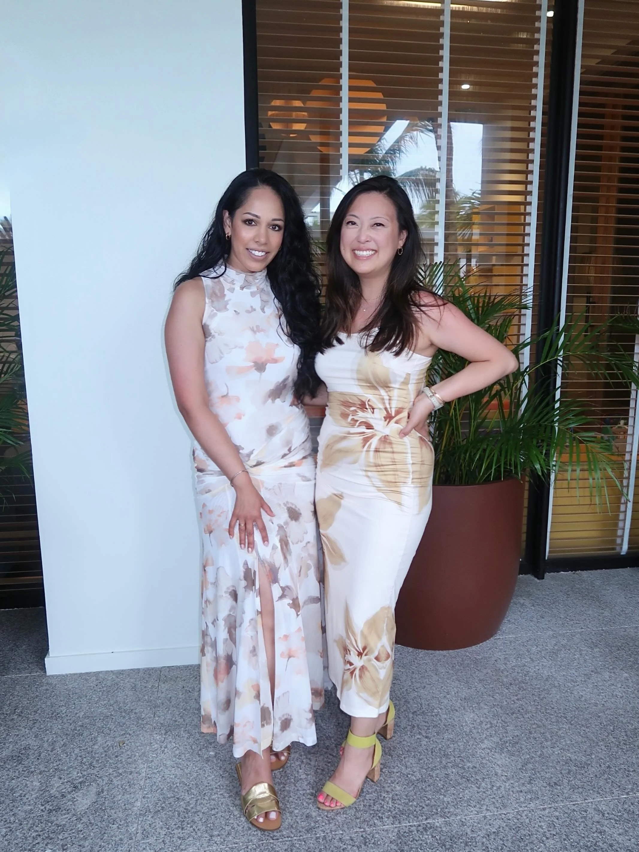 Proof that motherhood is better with a mom bestie👯&zwj;♀️🩷 #momlife #motherhood #twinning

mom friends, moms night out, stylish moms, mom reels, mommy blogger, vacation wear, vacation outfits, vacation mode, resort wear, family vacation, family get