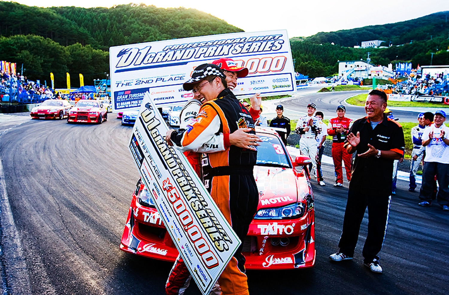 14.kumakubo_team_orange_d1gp.jpg