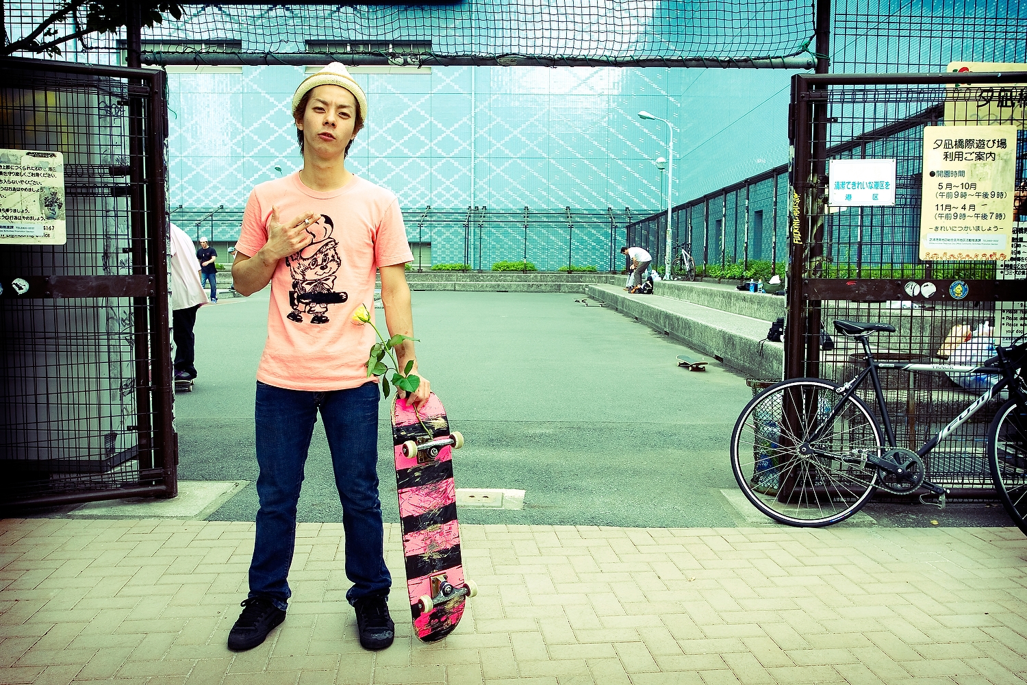 03.skateboards_and_roses_01.JPG