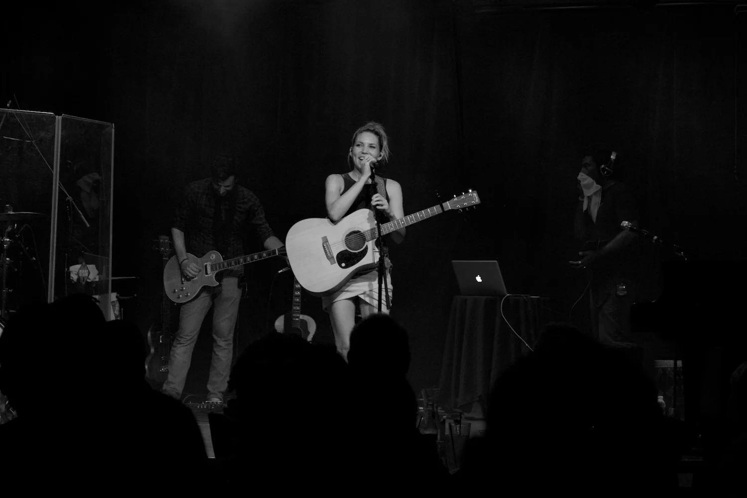 Skylar Grey - Live at Le Poisson Rouge