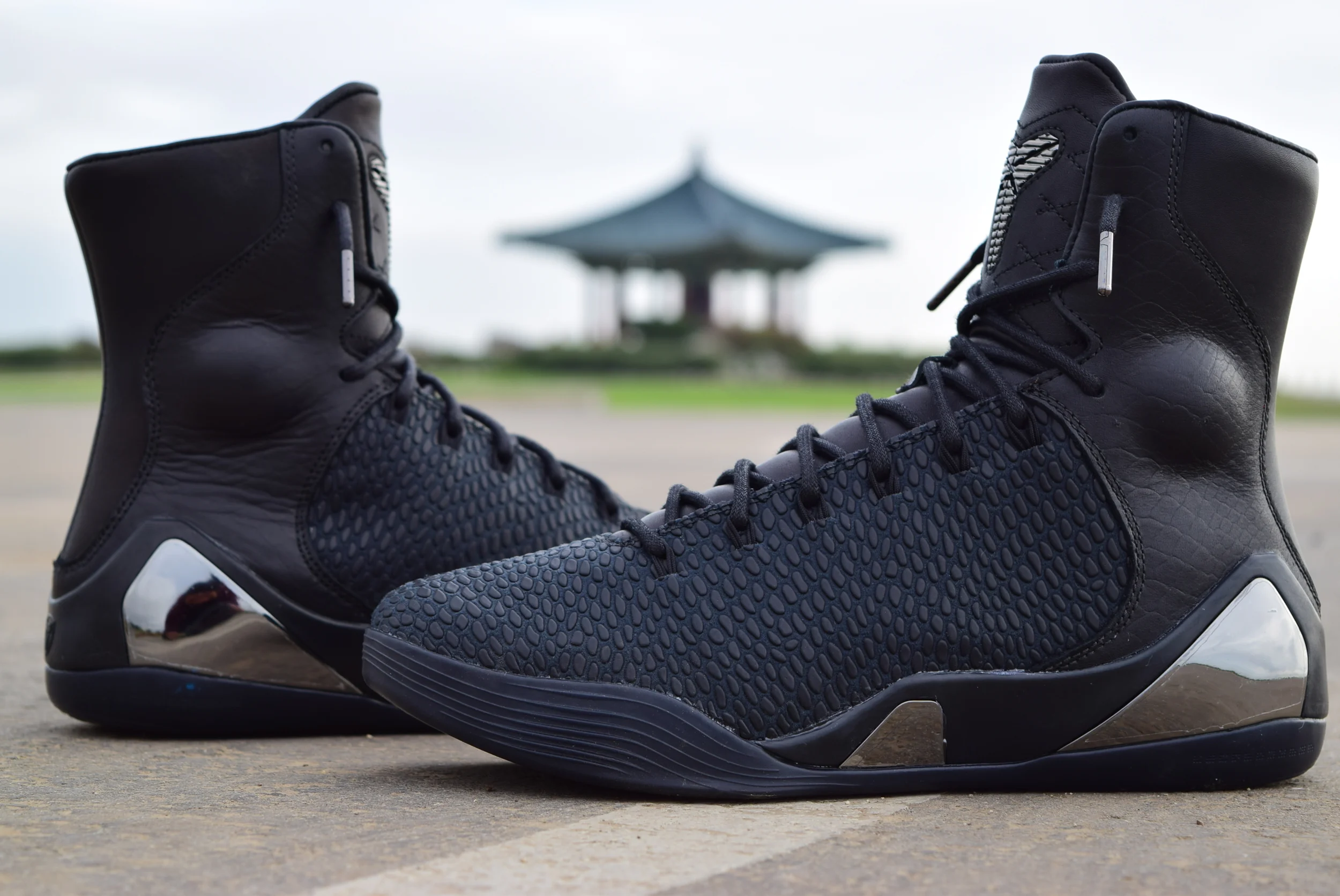 kobe high ankle shoes