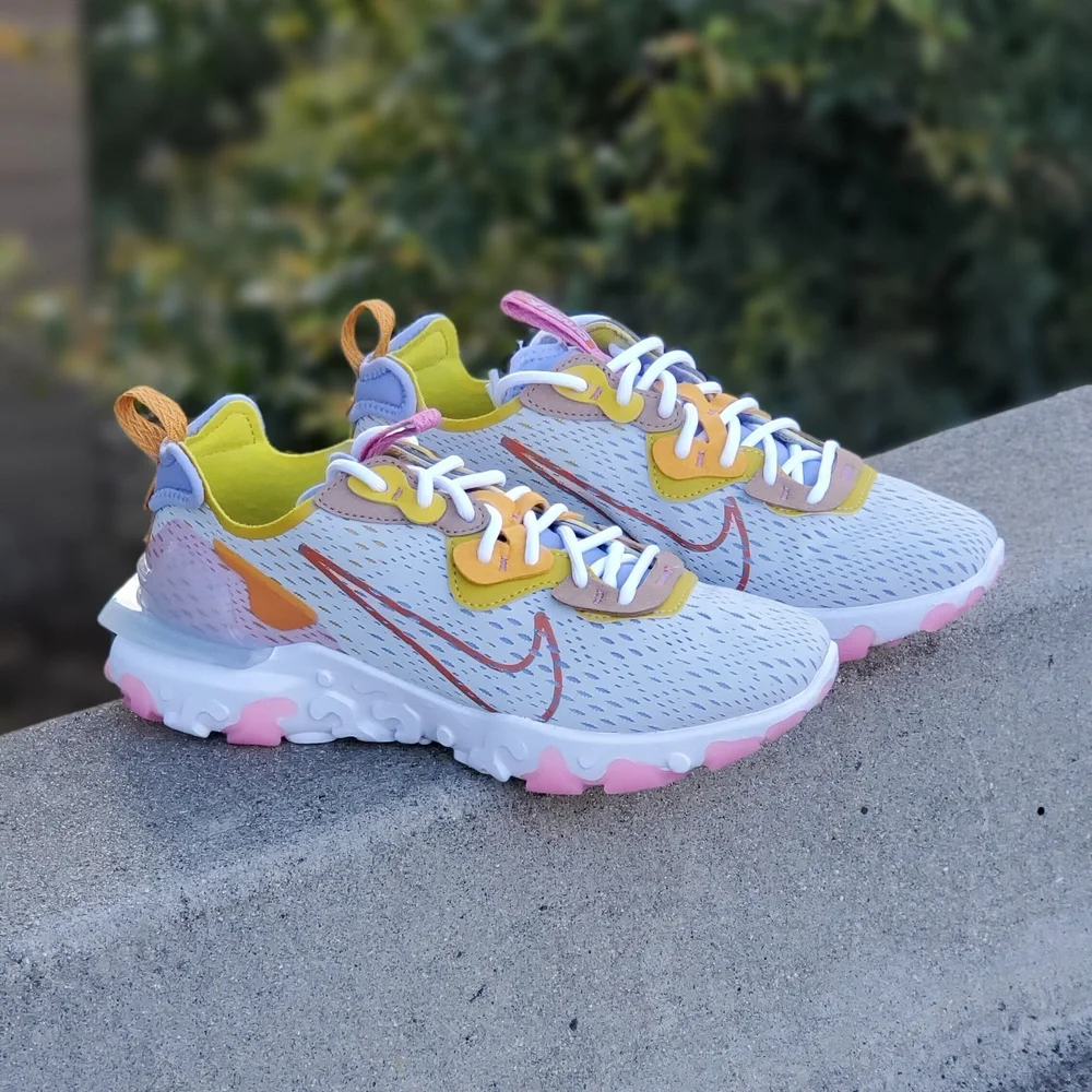 Women's Shoes Nike React Vision White And Pink Nike Shoe W