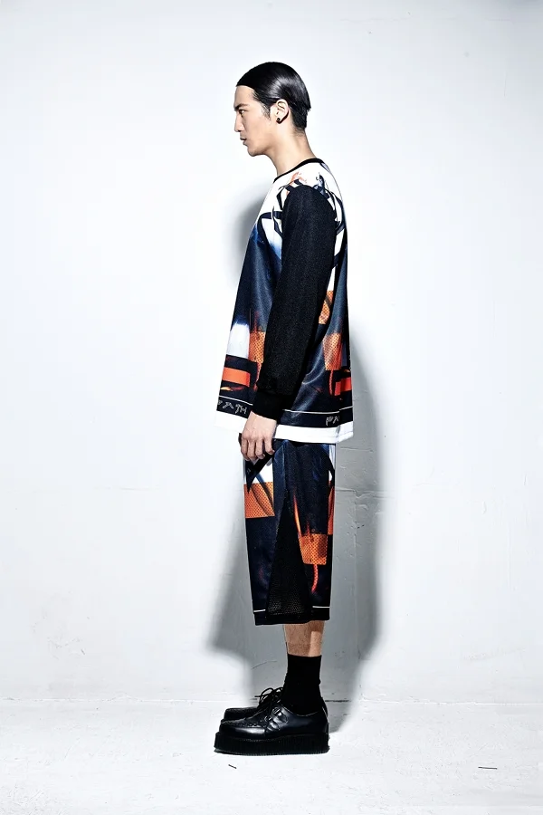Look5bklein.jpg