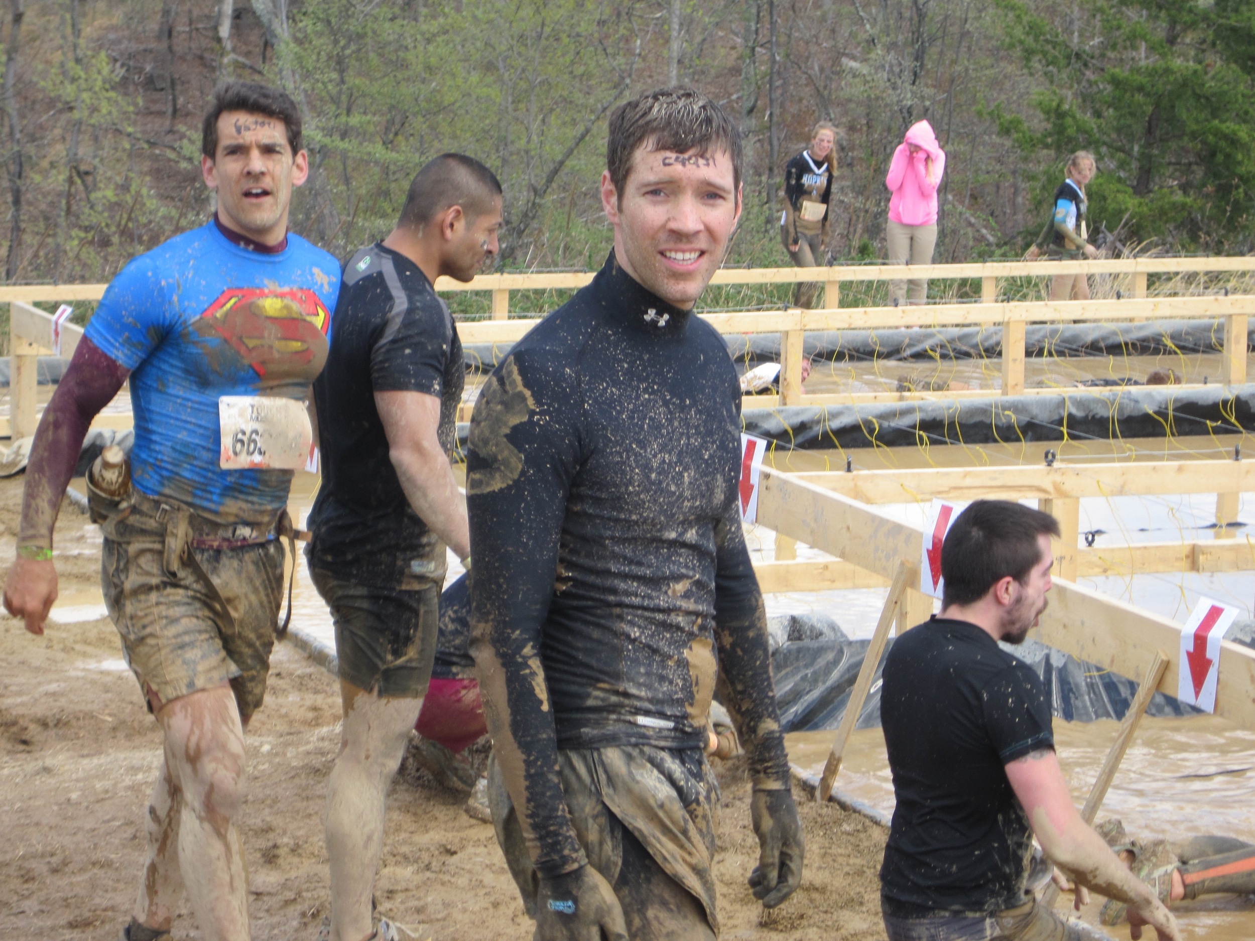  Obstacle 5, the Electric Eel. We're all here. You can just make out Leslie's butt between Antonio and Harley.​ 