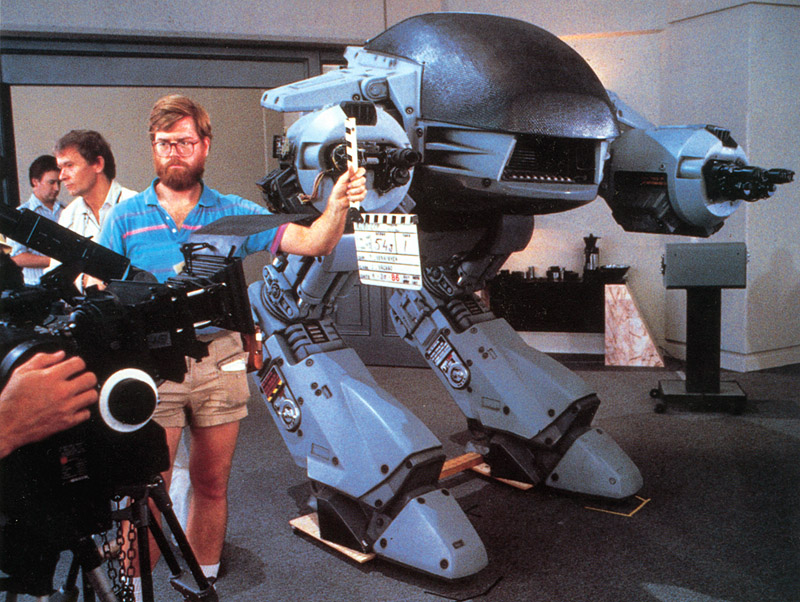  Smaller in real life, but still pretty damn big.&nbsp;(RoboCop Archive) 