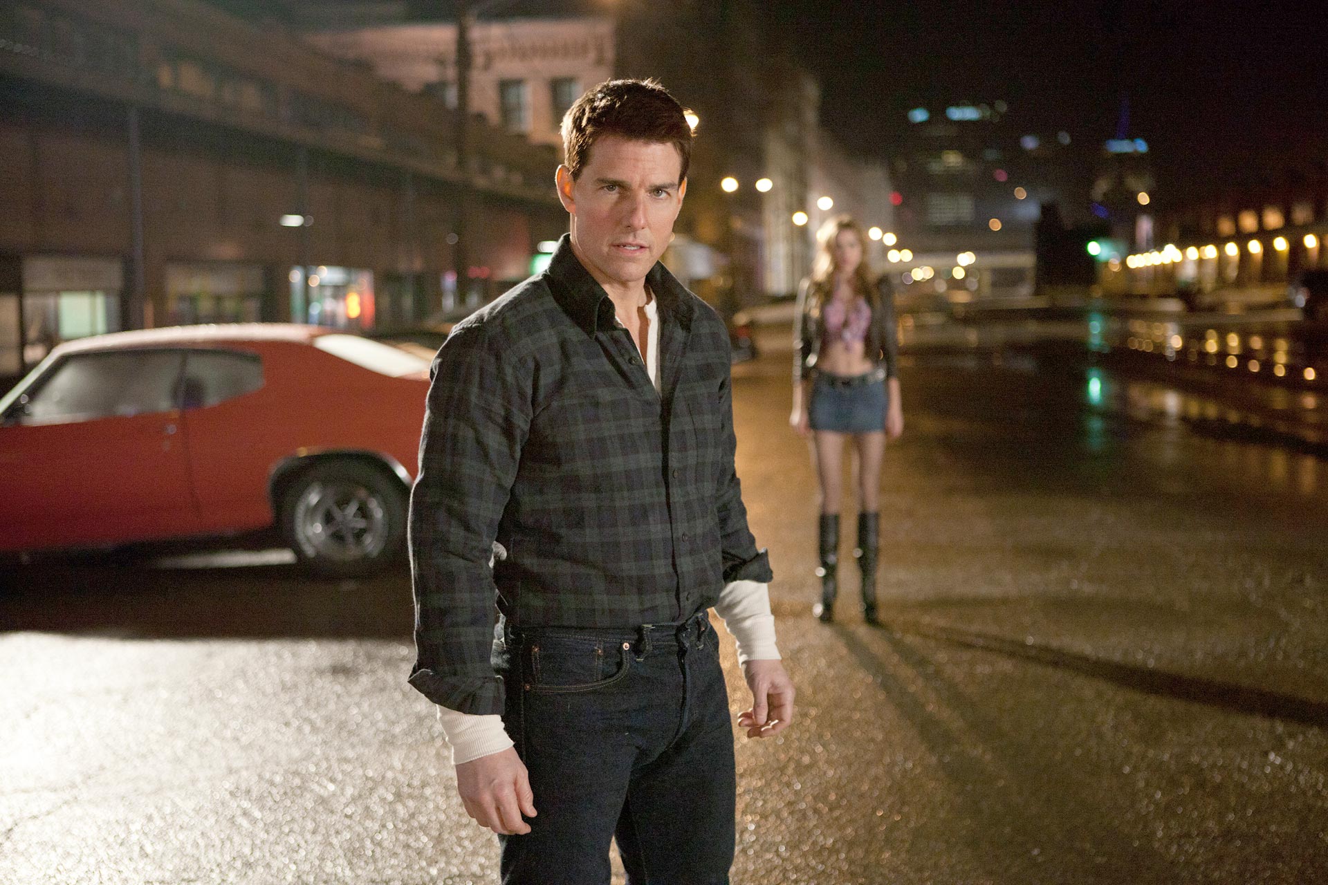 Tom Cruise JACK REACHER.jpg