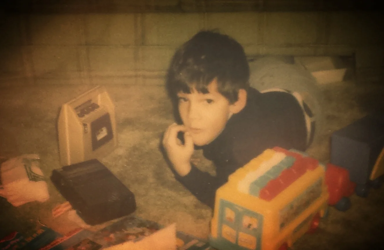 Presenting my 2014 yulemix, The Yule Analog,</em> compiled with respect and affection for you, the listener.