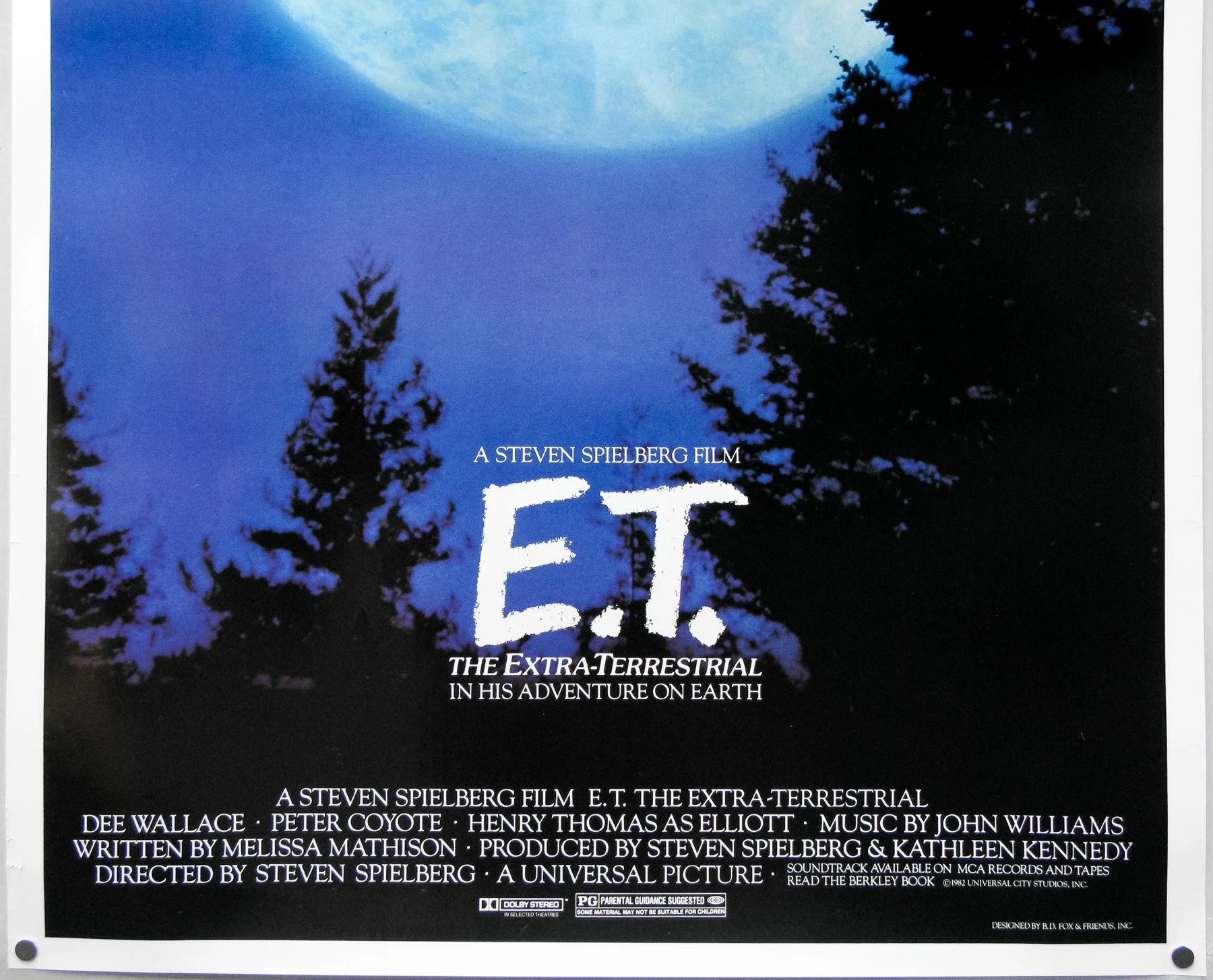ETTheExtraTerrestrial_onesheet_BikeOverMoon_USA-3.jpg