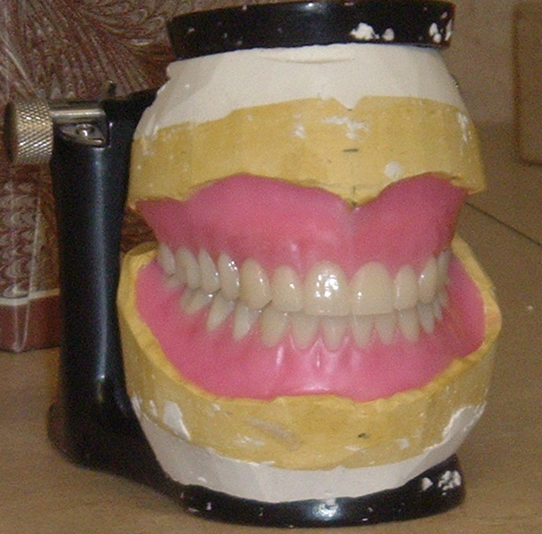 Denture cut.png