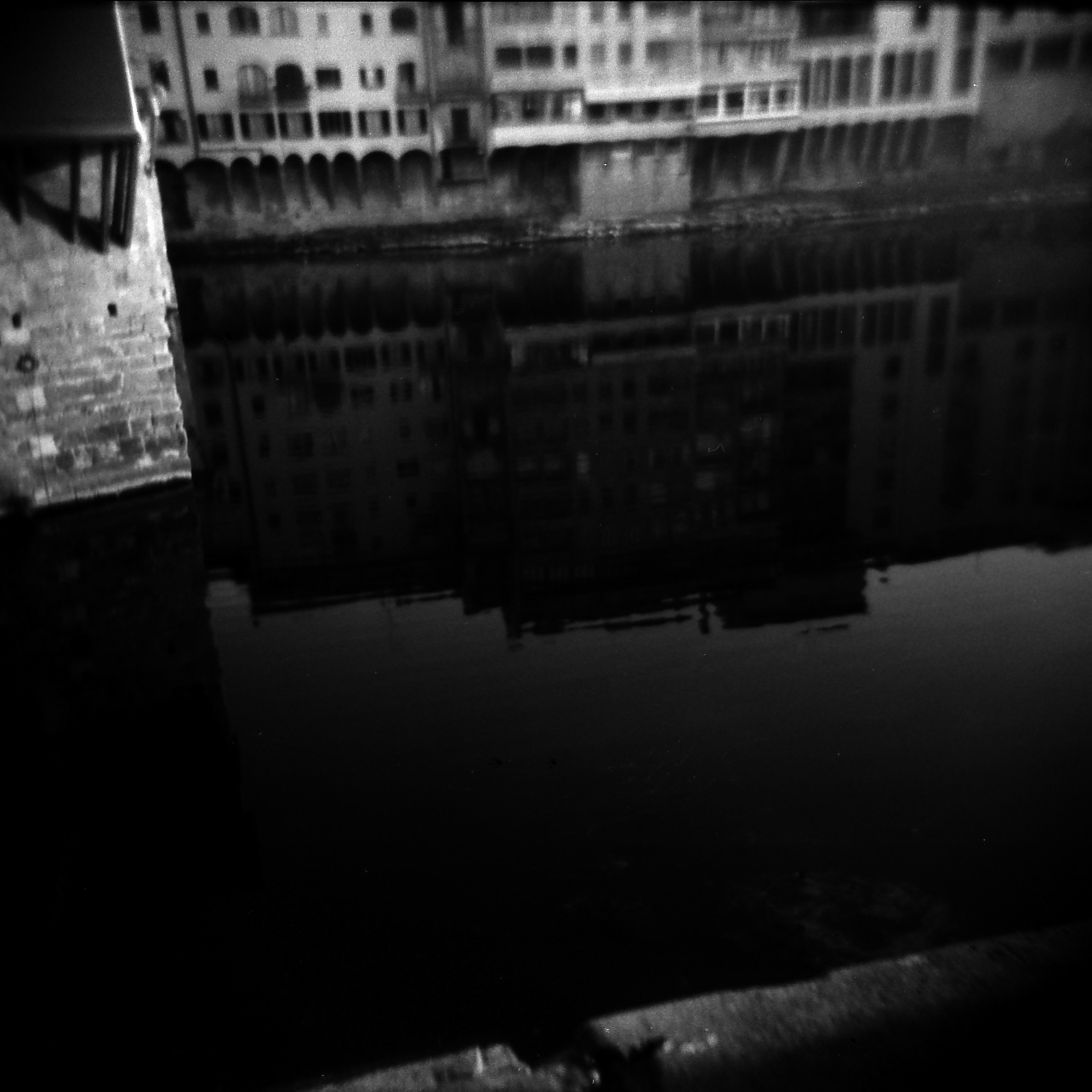 florence river reflect.jpg