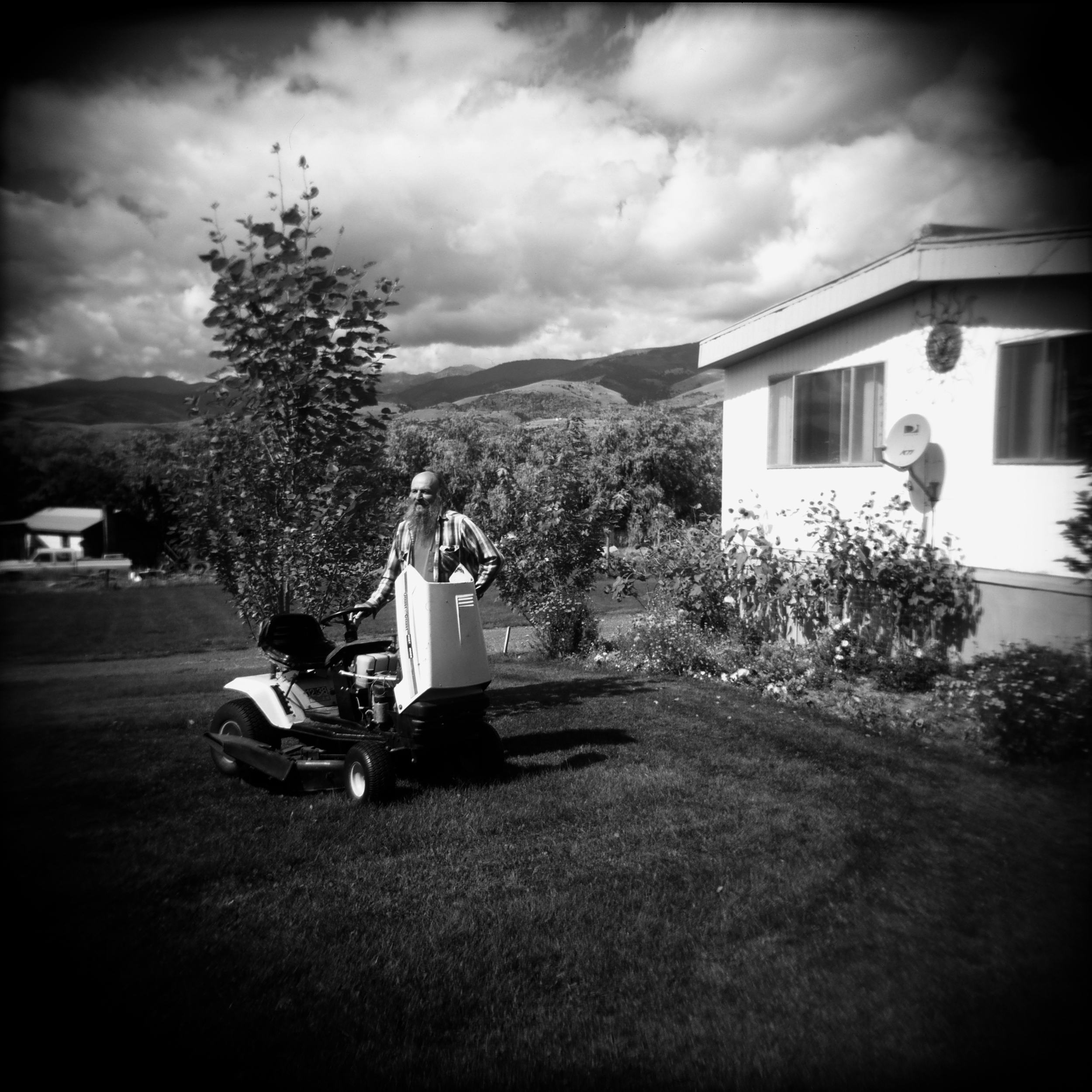 riding mower 3.jpg