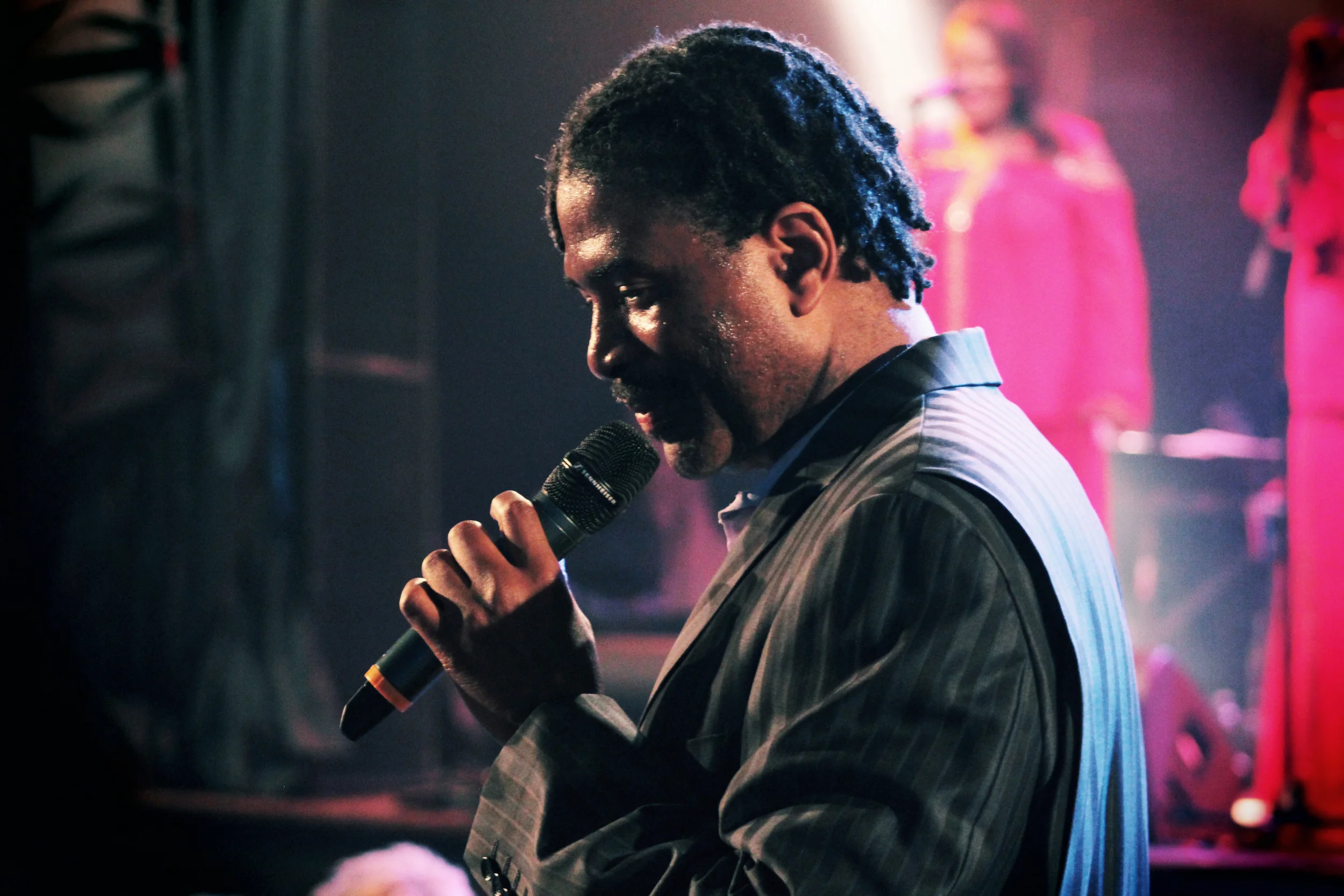 Sidney greets the audience at the House of Blues in Hollywood.