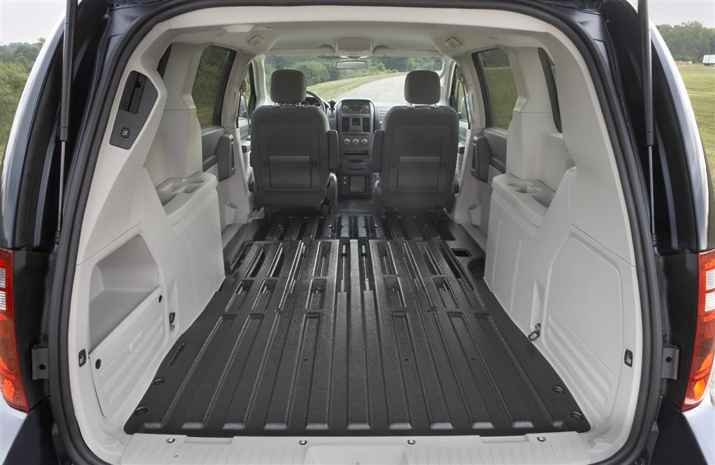 2010-Dodge-Grand_Caravan-Cargo-Van-Image-i01-1024.jpg