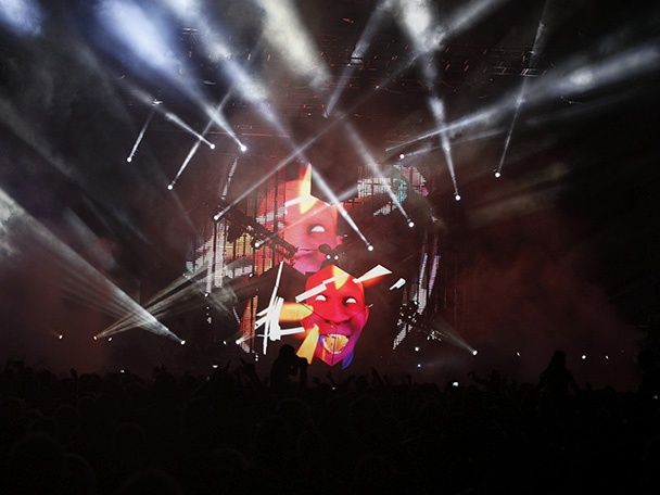 deadmau5_future_music_festival_brisbane_010314_608x456_3.jpg