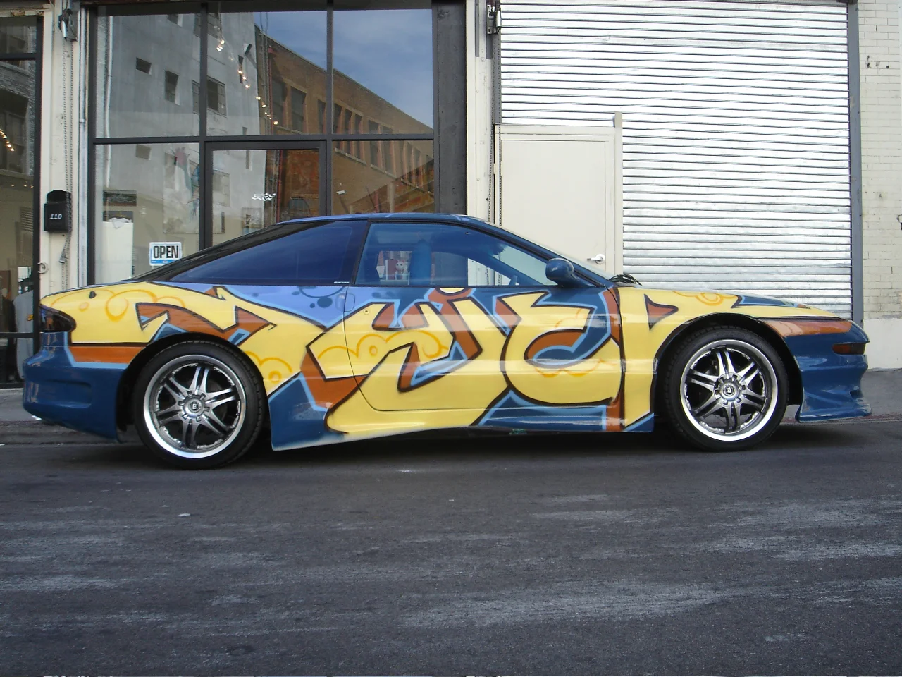 "Mujer Azteca" for MTV's Pimp My Ride