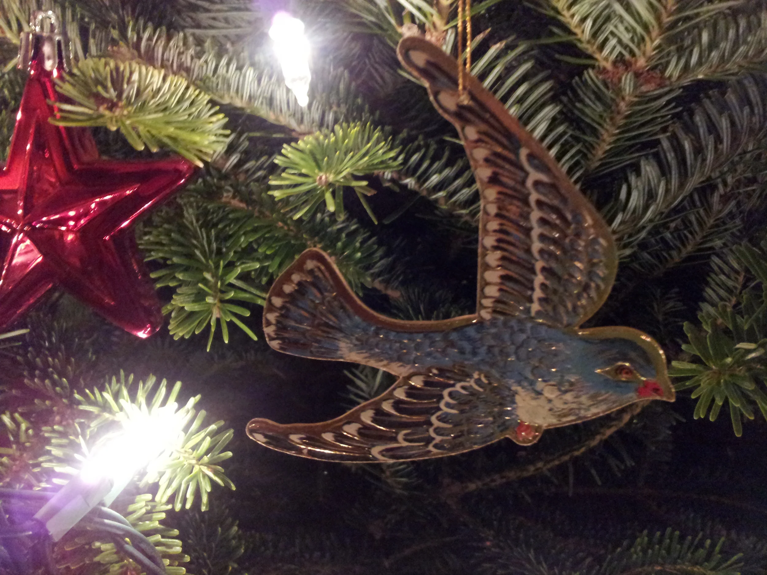 Golden bird on the Inn at West View Farm Tree