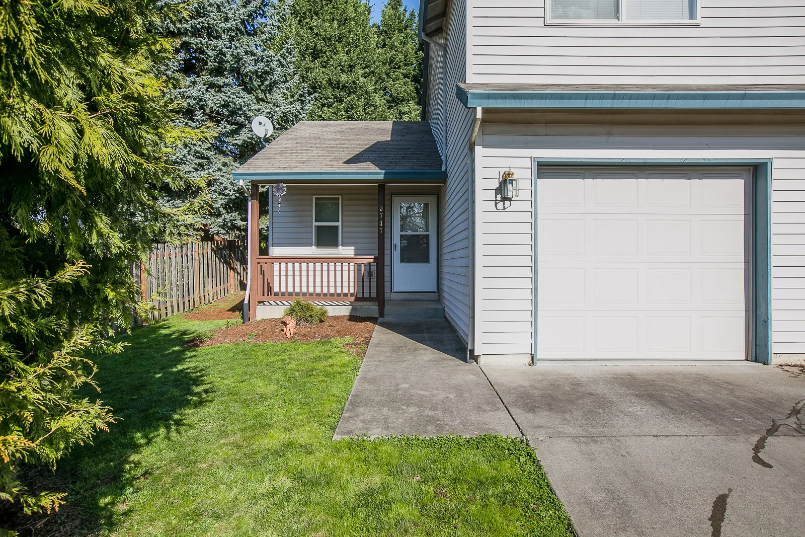02_3747 SE Jefferson Rd._1.jpg