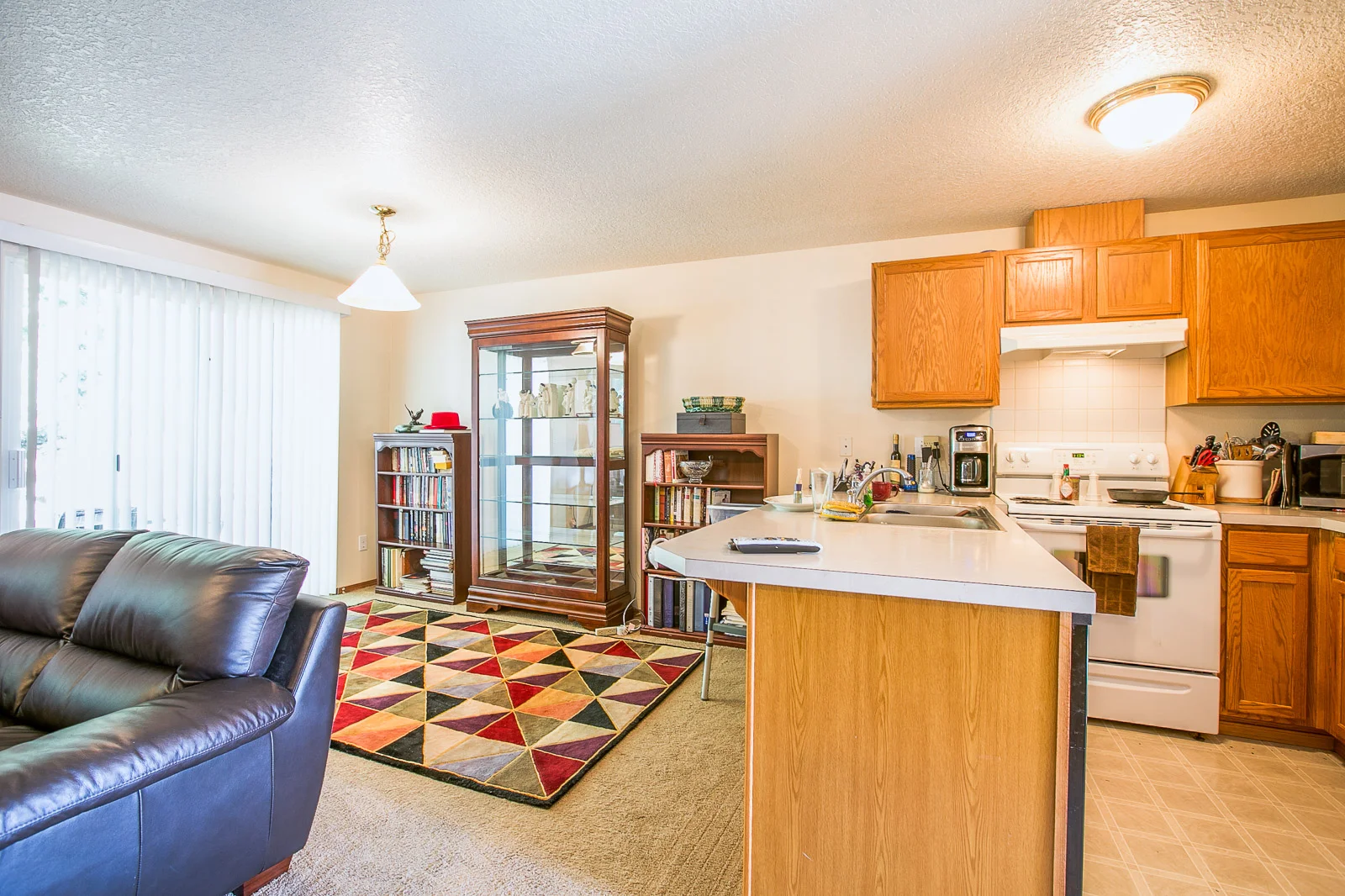 17_3747 SE Jefferson Rd._7.jpg