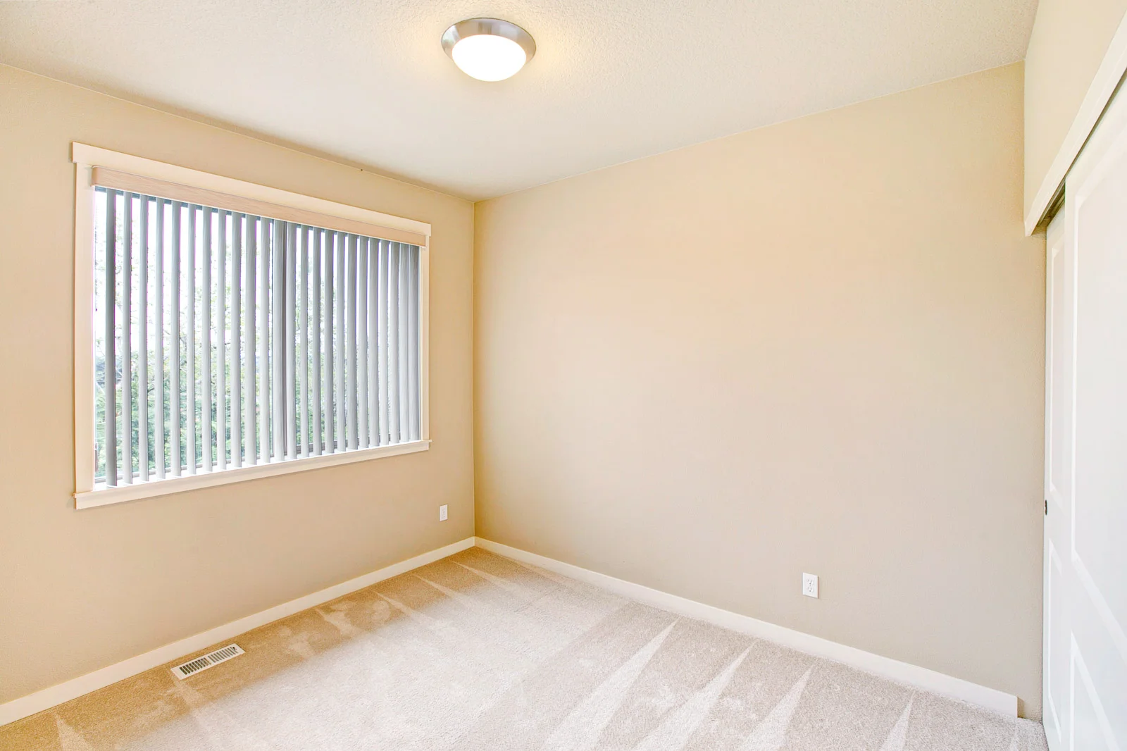 19_11520 SE Aquila St._4588.jpg