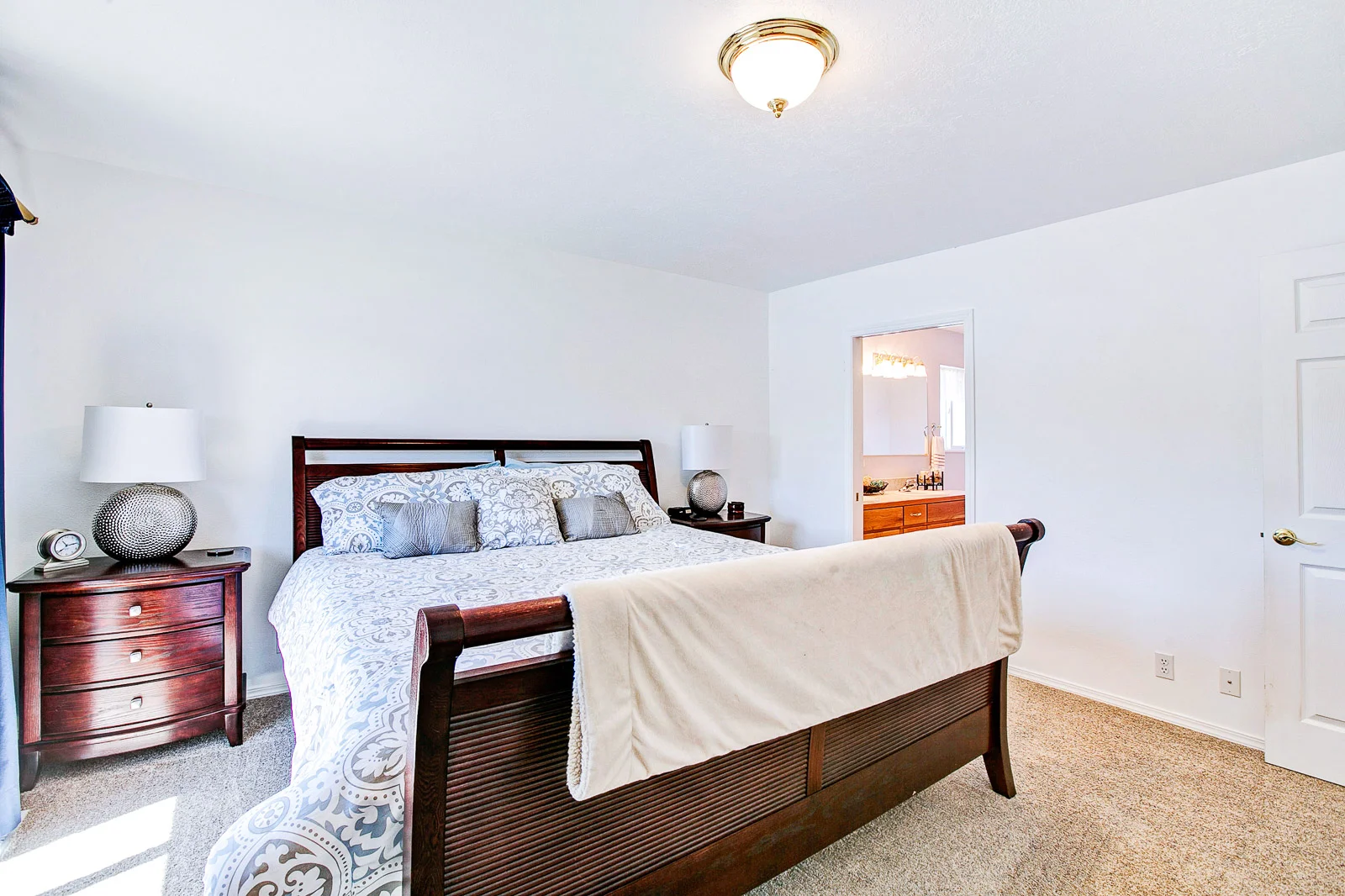 18_3431 NE Johns Loop, Lincoln City_1492.jpg