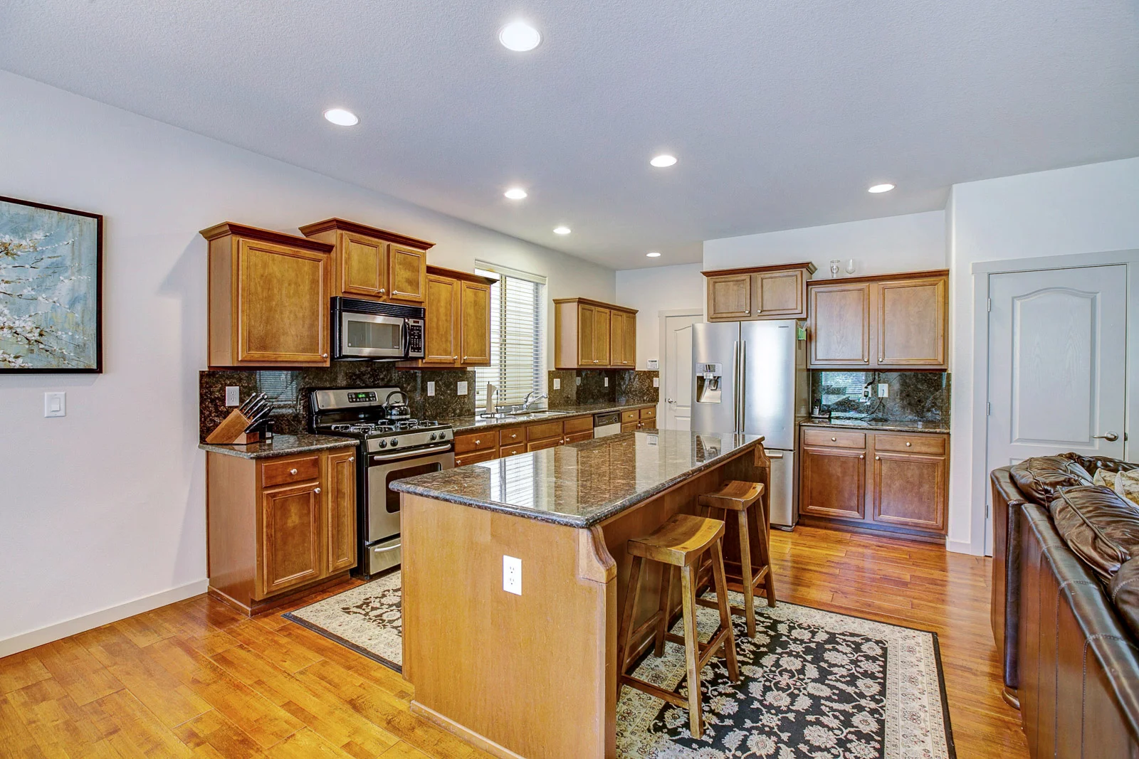 12_2574 NW Parnell Terrace_1290.jpg