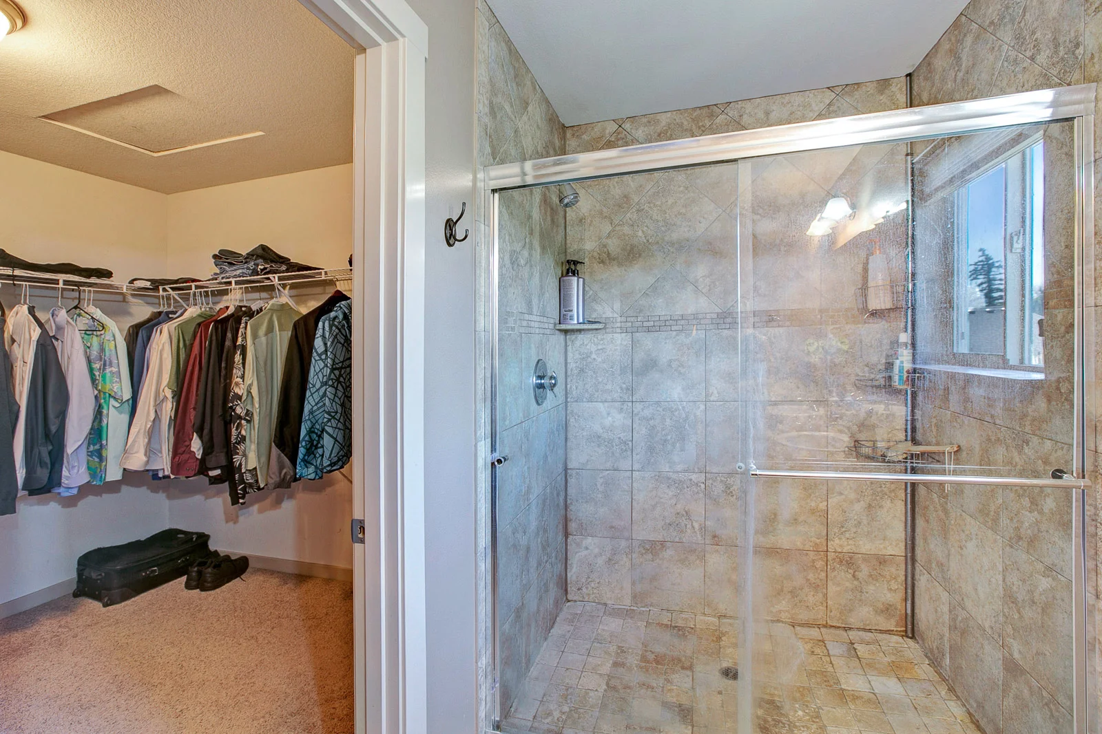 23_2574 NW Parnell Terrace_1350.jpg