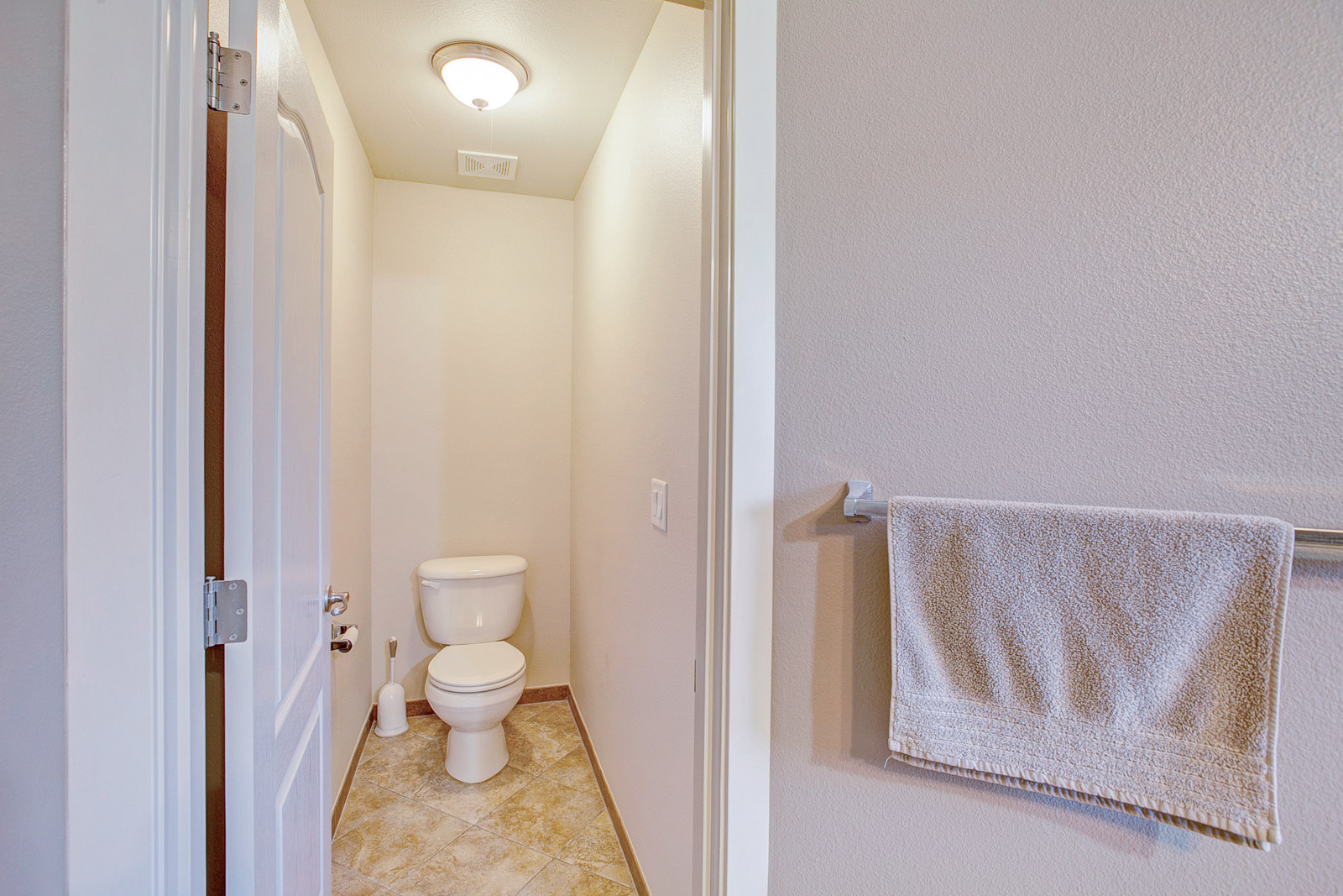 24_2574 NW Parnell Terrace_1355.jpg