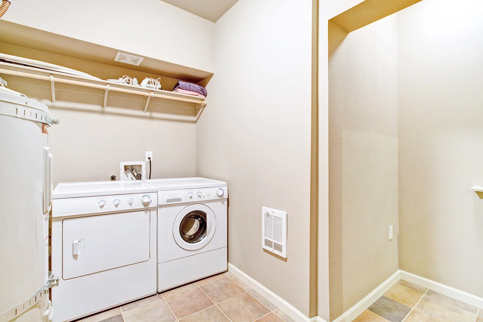 27_3620 Summerlinn Dr., West Linn_8792.jpg