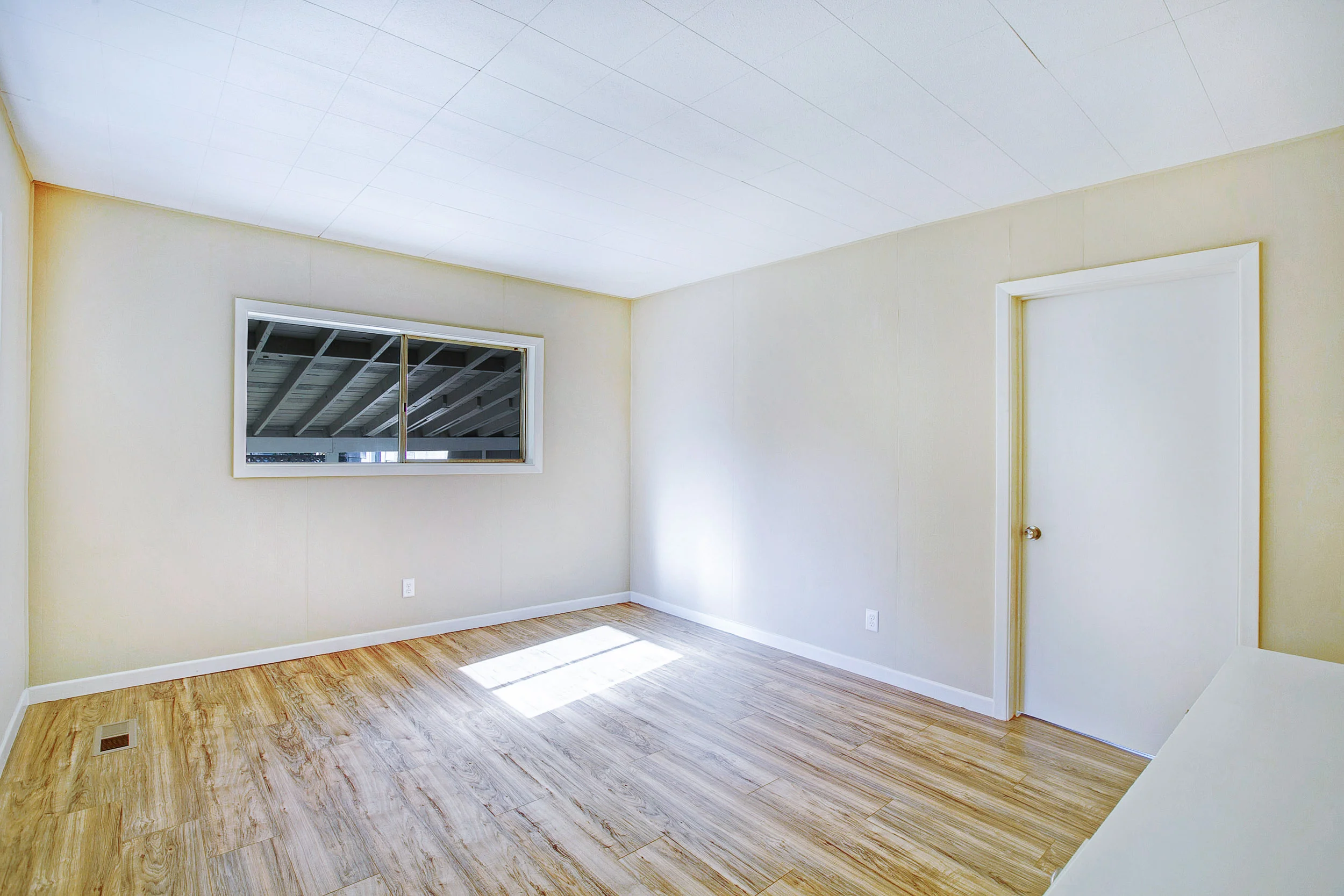 22_321 24th St. SE, Salem_0964.jpg